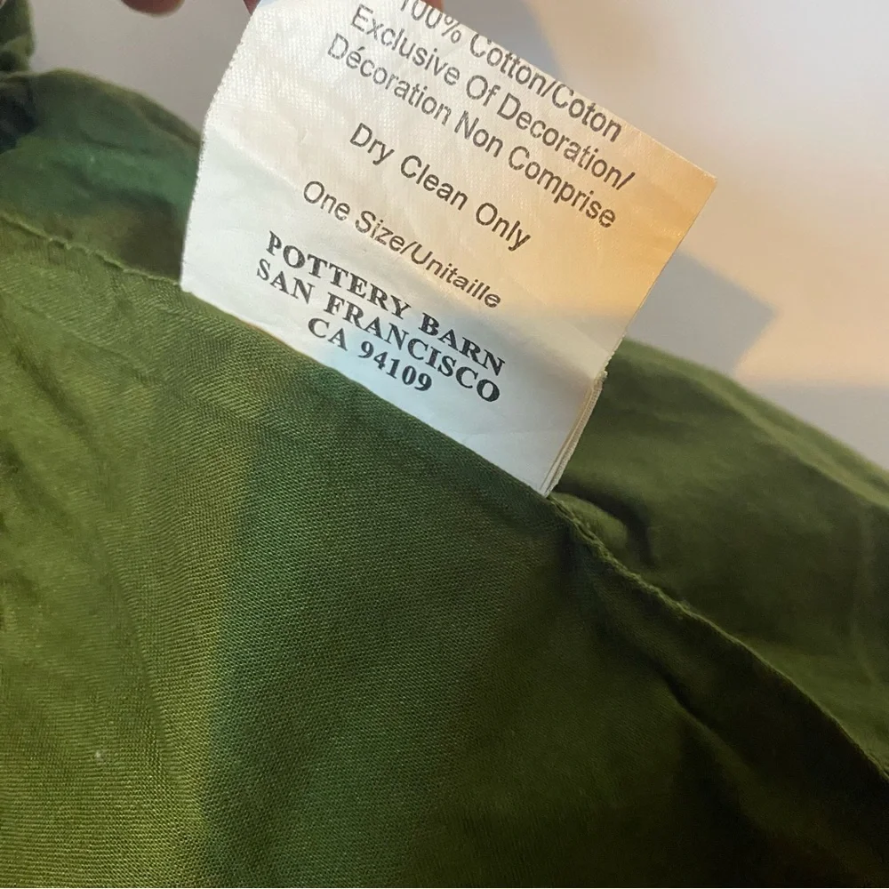 Pottery Barn Christmas Velvet Wine Bags Lot of 2 Red Green Jingle Bells Holiday